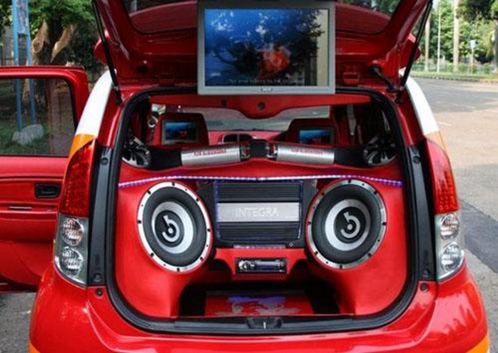 How to Connect a Crossover to Speakers? Ultimate Guide by Howstereo