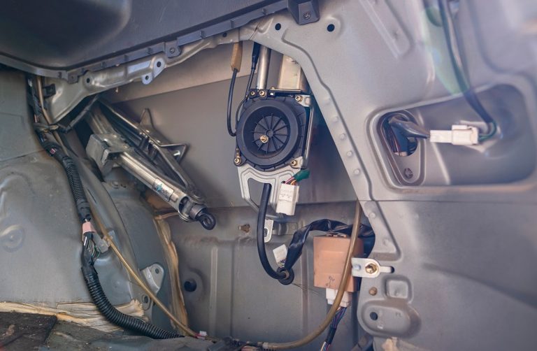 Why Grounding Car Radio Antenna Is Important? Howstereo