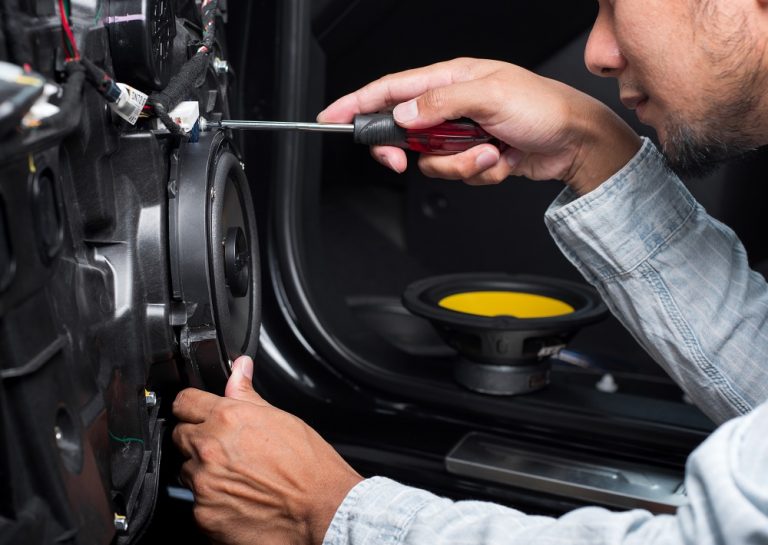 6 Steps To Connect a Subwoofer To Your Car Stereo Without Amp