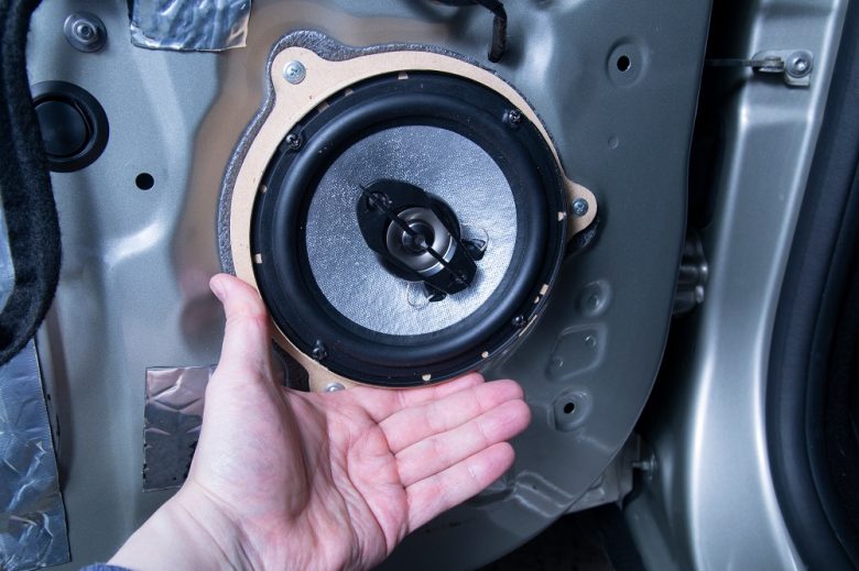 5 Best Car Speakers for Bass Without Subwoofer in 2022