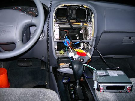 Fixing A Car Stereo That Won't Turn on But Has Power